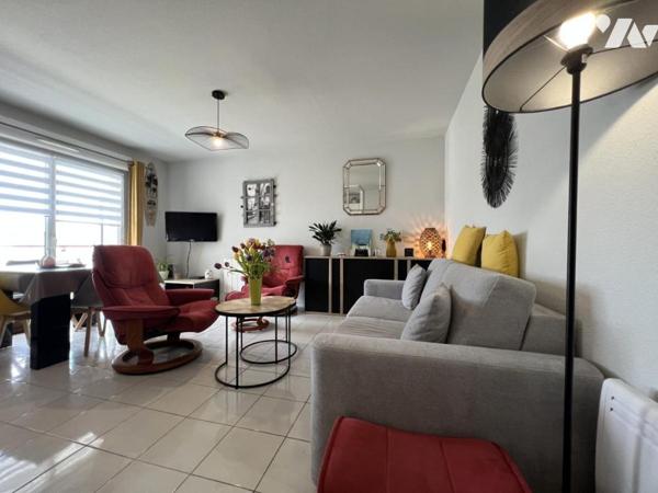 appartement T2 en copropriété au 1er étage.