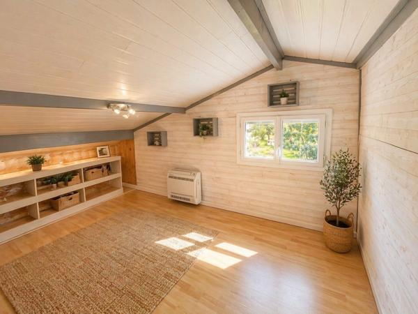 Maison 5 pièces – 116m² – 4 chambres + bureau – Terrain piscinable – Garage