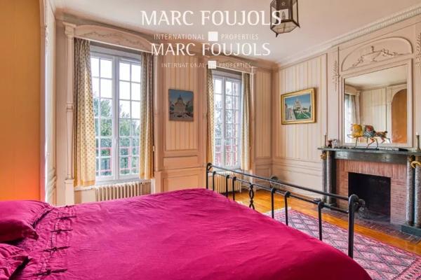 Maison Anglo Normande 220 m² sur terrain arboré de 8000 m²