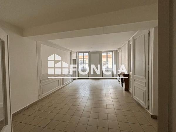 Location Appartement 3 pièces 87.62 m² - 56 RUE MERCIERE Lyon 69002