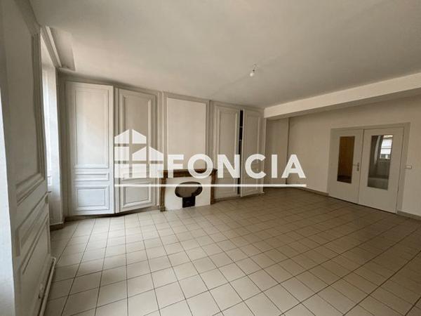 Location Appartement 3 pièces 87.62 m² - 56 RUE MERCIERE Lyon 69002