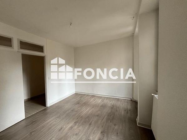 Location Appartement 3 pièces 87.62 m² - 56 RUE MERCIERE Lyon 69002