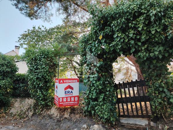 Terrain constructible 504m2 BOURRON MARLOTTE