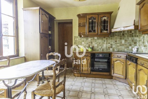 Maison 5 pièces de 127 m² à Louviers (27400)