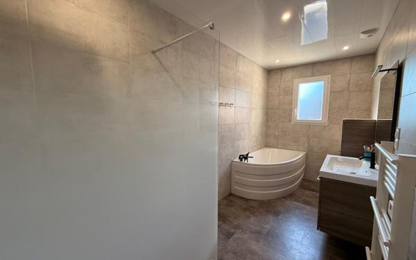 Maison à vendre    5 pièces • 125,79 m2 Bayeux