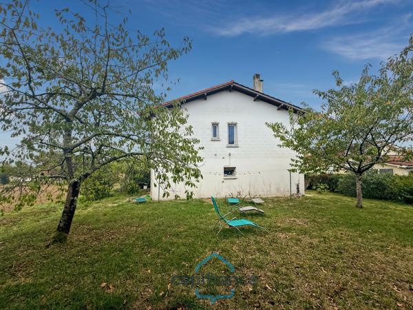 Dpt Gers (32), à vendre BARCELONNE DU GERS belle maison T5 de 105 m² habitables sur 2 niveaux + garage sur 617 m² de terrain, au bout d'une impasse, au calme