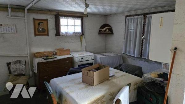 EXCLUSIVITE LMBS.
Quartier calme à 2 min de toutes commodités. Pavillon de 1980 en bon état gé...