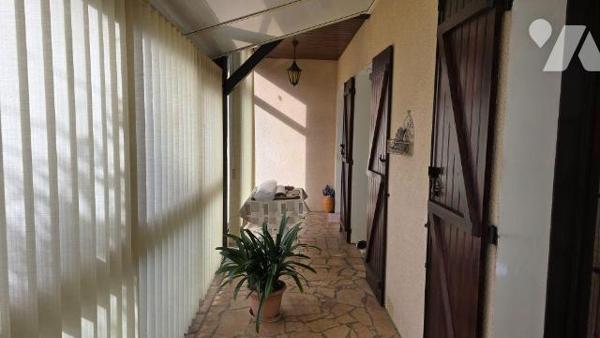 EXCLUSIVITE LMBS.
Quartier calme à 2 min de toutes commodités. Pavillon de 1980 en bon état gé...