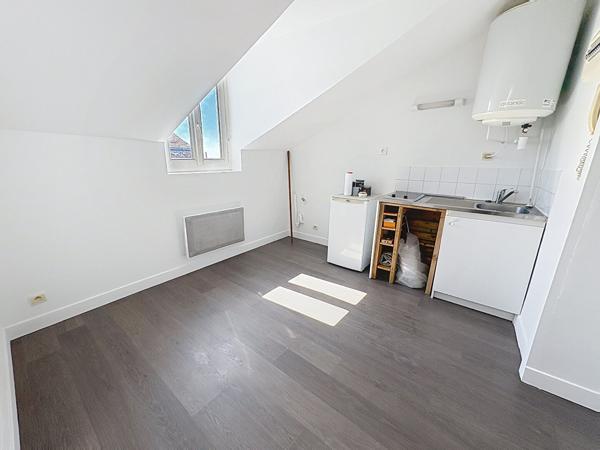 Appartement à louer Nantes : 1 pièces, 23m² avec 1 chambre(s) à 539€ - AJP Immobilier Nantes Ouest