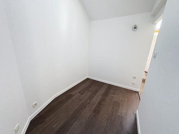 Appartement à louer Nantes : 1 pièces, 23m² avec 1 chambre(s) à 539€ - AJP Immobilier Nantes Ouest