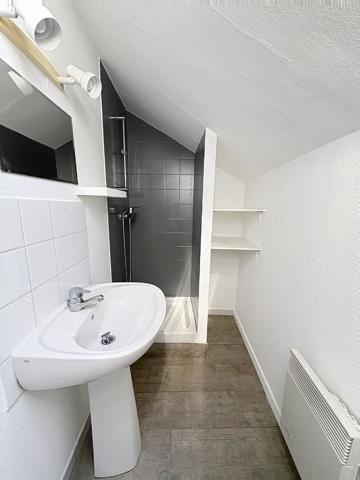 Appartement à louer Nantes : 1 pièces, 23m² avec 1 chambre(s) à 539€ - AJP Immobilier Nantes Ouest