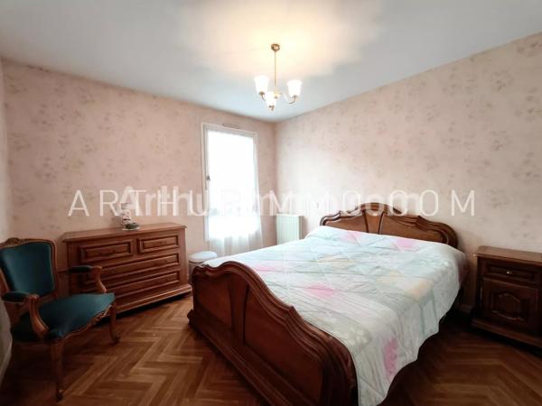 Location                                                      Appartement
                        
                     3 pièces                      76 m2                     à Annonay