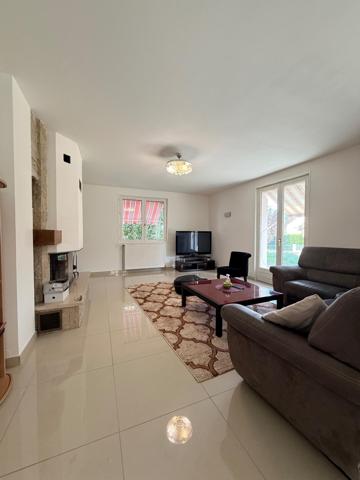 Maison de 174m² - 6 pièces - 4 chambres