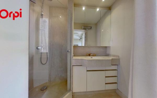 Appartement à louer    2 pièces • 46,91 m2 Lyon 6