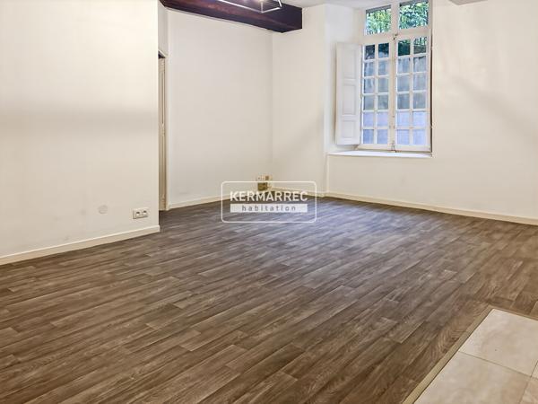 Appartement 2 pièces – 42 m² environ à Rennes (ref : 56464J)