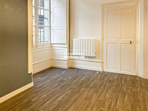 Appartement 2 pièces – 42 m² environ à Rennes (ref : 56464J)