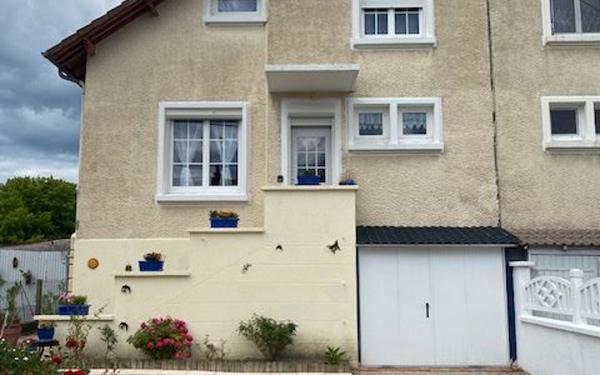 Maison à vendre    5 pièces •  Vierzon