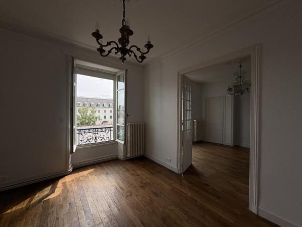 Appartement T4 à louer - 108 m² (réf : 494179)