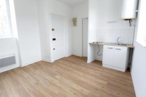 Location - Appartement 1 pièces 20 m 2 LE MANS (72000)