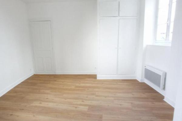 Location - Appartement 1 pièces 20 m 2 LE MANS (72000)