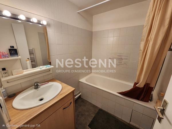 Appartement Toulouse T2 49 m2 avec parking et cave, vue degagee bois, quartier La Terrasse
