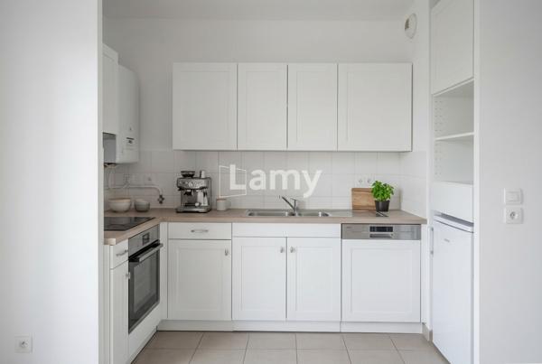 Parking + appartement