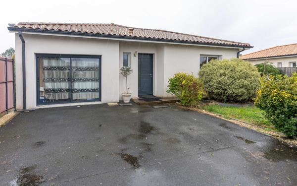 Maison à vendre    4 pièces •  Parentis-en-Born