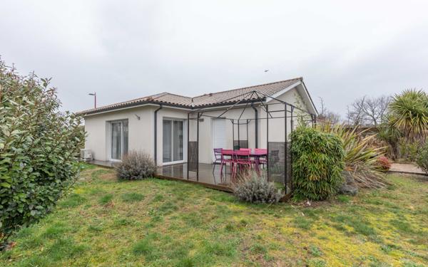 Maison à vendre    4 pièces •  Parentis-en-Born