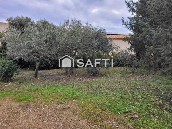 Terrain constructible viabilisé de 539m2