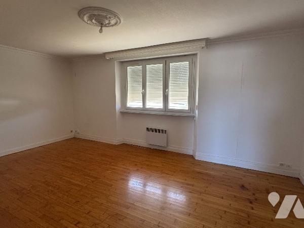 Appartement de type 3 en rez-de-chaussée