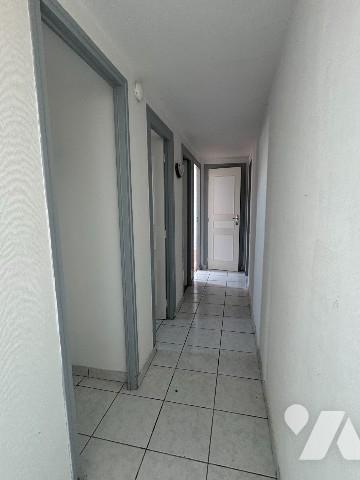 Appartement de type 3 en rez-de-chaussée