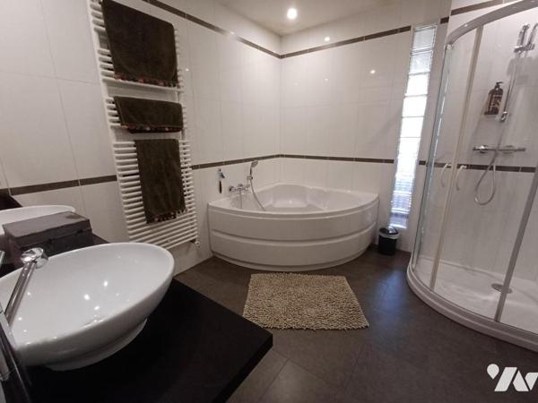 OASIS - RARE - Pavillon de 2003 en excellent état de type 7