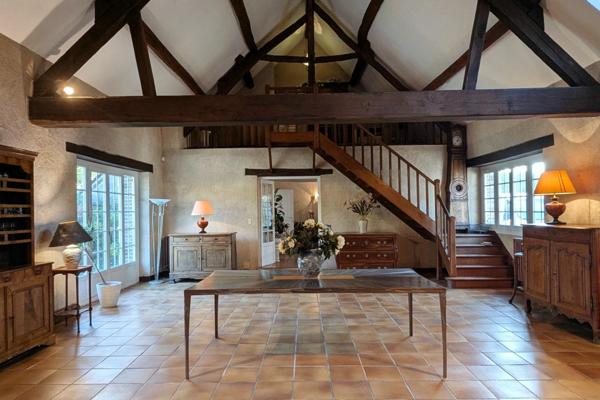 Longère de charme avec parc boisé