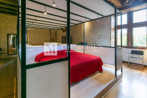 Magnifique château médiéval au cœur de la Dordogne