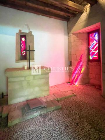 Magnifique château médiéval au cœur de la Dordogne