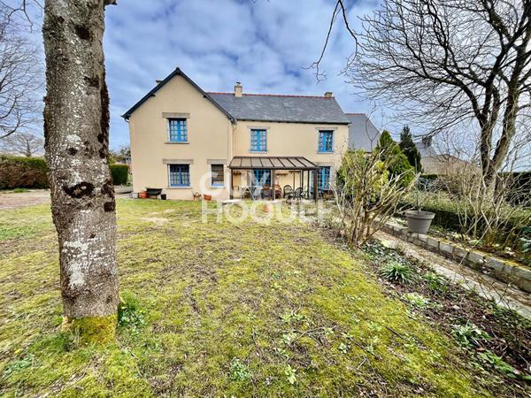 Belle maison familiale à vendre à Caulnes