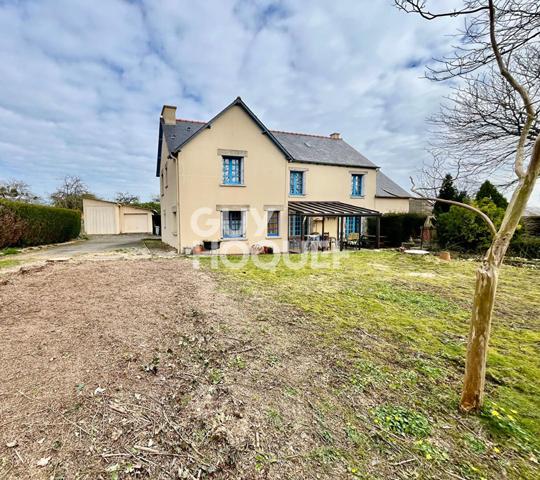Belle maison familiale à vendre à Caulnes