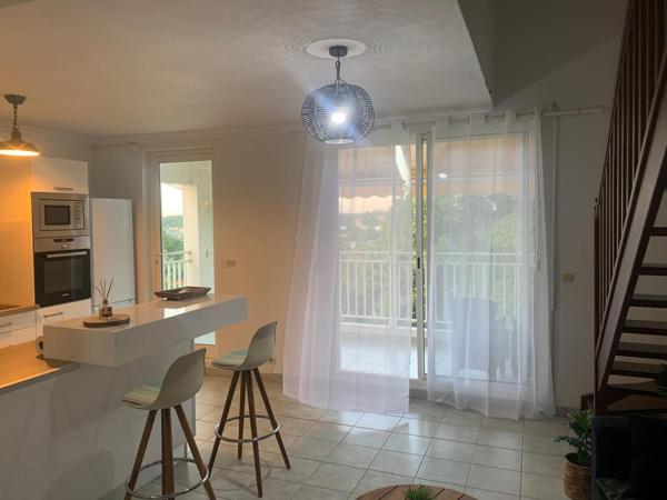 Les Abymes (97139) Très beau T3 Dugazon