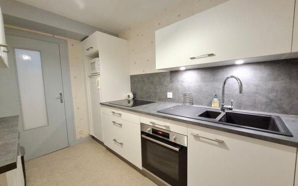 Appartement à vendre    2 pièces • 54 m2 Batz-sur-Mer