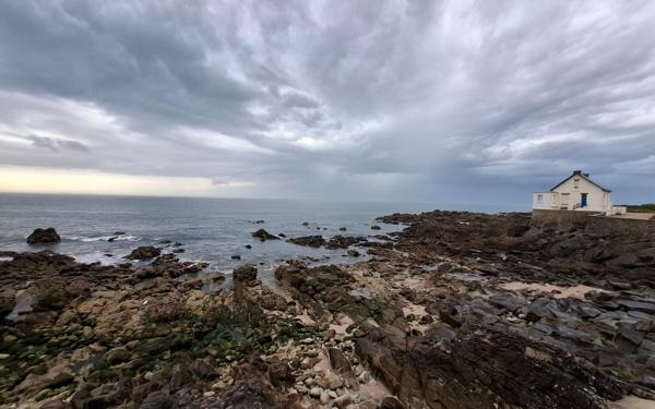 Appartement à vendre    2 pièces • 54 m2 Batz-sur-Mer