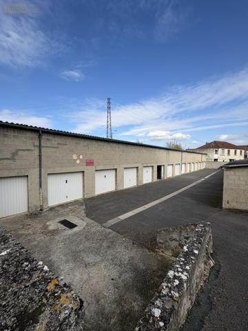Garage - Parking à vendre à Laon dans l'Aisne (02000), ref : 02002-353