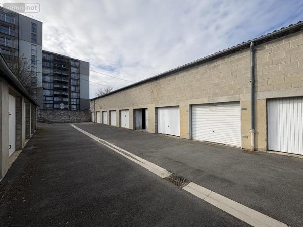 Garage - Parking à vendre à Laon dans l'Aisne (02000), ref : 02002-353