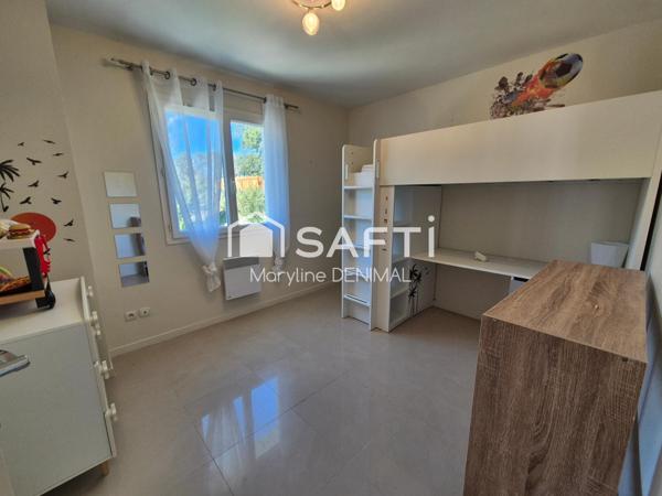 Jolie Villa individuelle - piscine - cuisine d'été