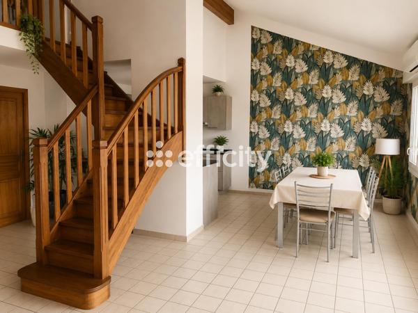 Appartement
         4 pièces
        - 98 m² 389 000 € *