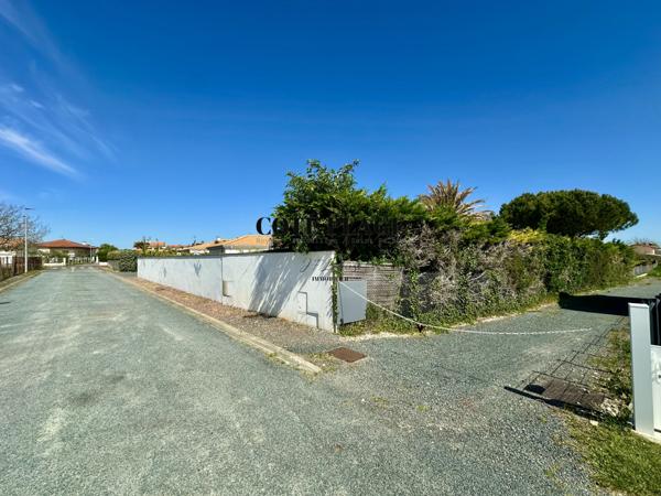 Royan (17200) TERRAIN VIABILISÉ IDÉALEMENT SITUÉ A ROYAN au prix de 225 720 € HAI