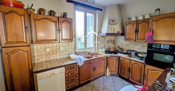 Maison bourgeoise proche  des commodités