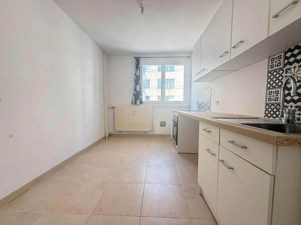 A VENDRE : T2 à LILLE • Hypercentre • 199 000 € FAI • Réf. 1718