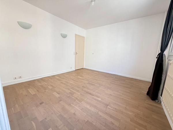 A VENDRE : T2 à LILLE • Hypercentre • 199 000 € FAI • Réf. 1718