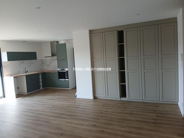 44450 DIVATTE SUR LOIRE LA CHAPELLE B/MER T4 NEUF de 100 m² Bourg