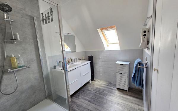 Maison à vendre    6 pièces •  Noyers-sur-Cher